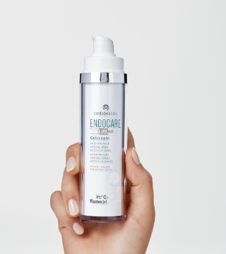 Crema textura gel antiarrugas y redensificante