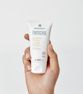 Emulsión fluida hidratante