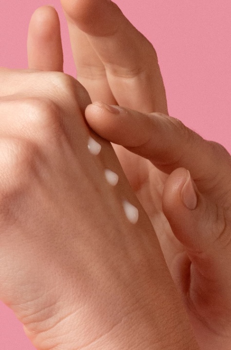 3.SkinResist_TRIPLE IMAGE_Producto_713x1080